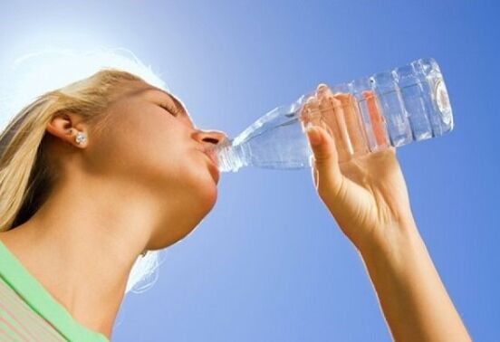 Infektion mit Helminthen durch Wasser